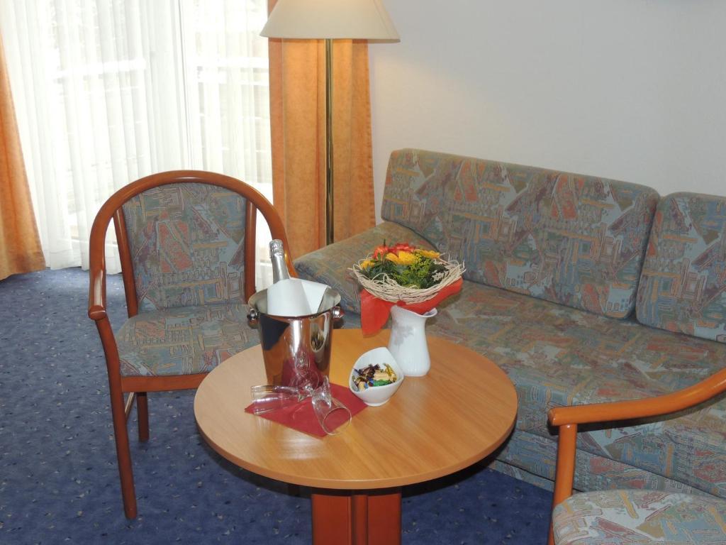 Hotel-Restaurant Zum Roeddenberg Osterode am Harz 객실 사진